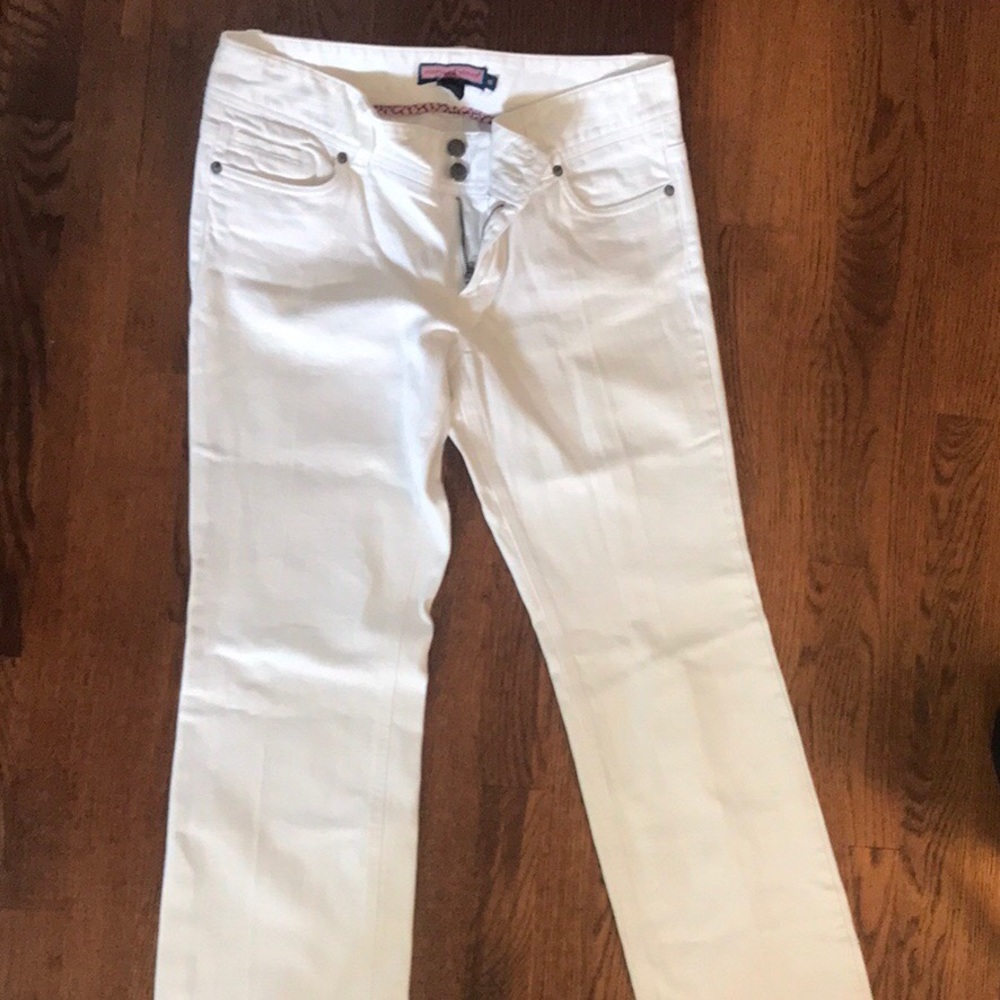 Vineyard vines white bootcut jeans size 10